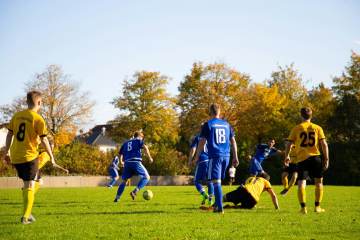 蓝军内斗苗头初显？同是争议发言，恩佐遭两场停赛，库库雷利亚却安然无恙｜万博max官方网站（配图…